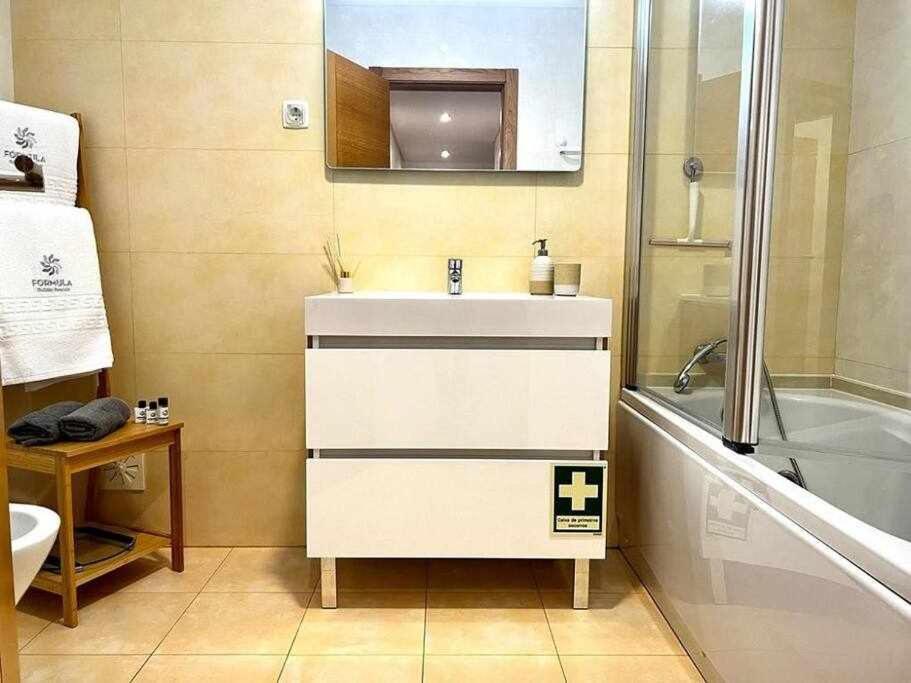 Mar E Sol By T3 Wifi E Estacionamento Apartment Quarteira Ngoại thất bức ảnh