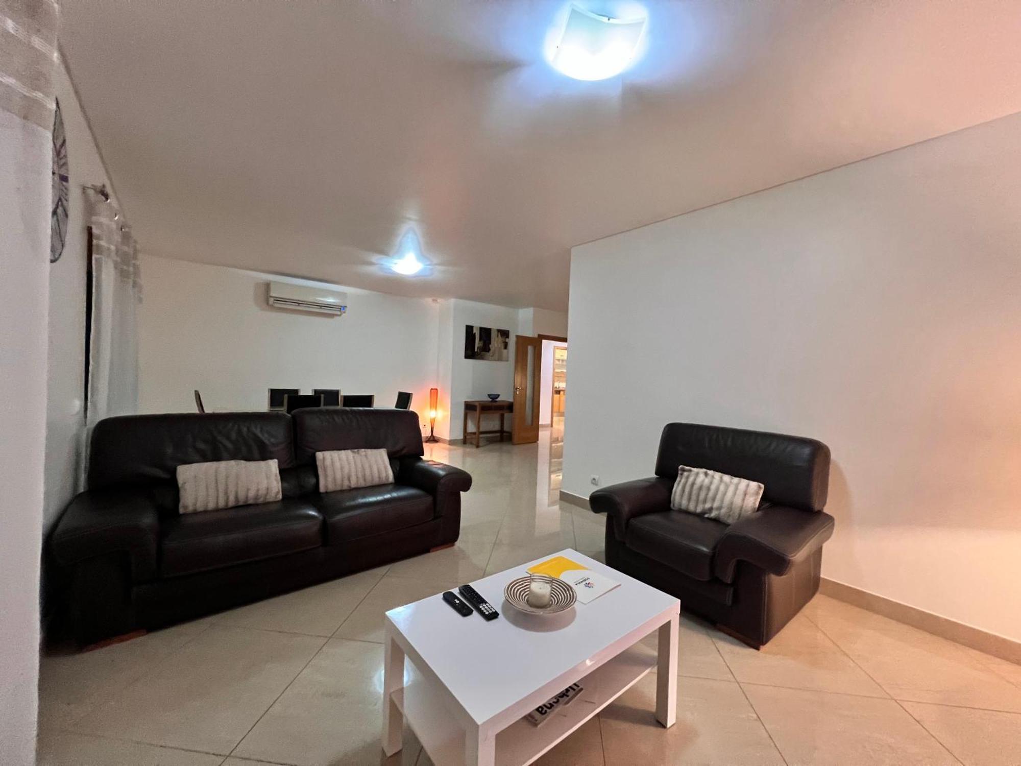 Mar E Sol By T3 Wifi E Estacionamento Apartment Quarteira Ngoại thất bức ảnh
